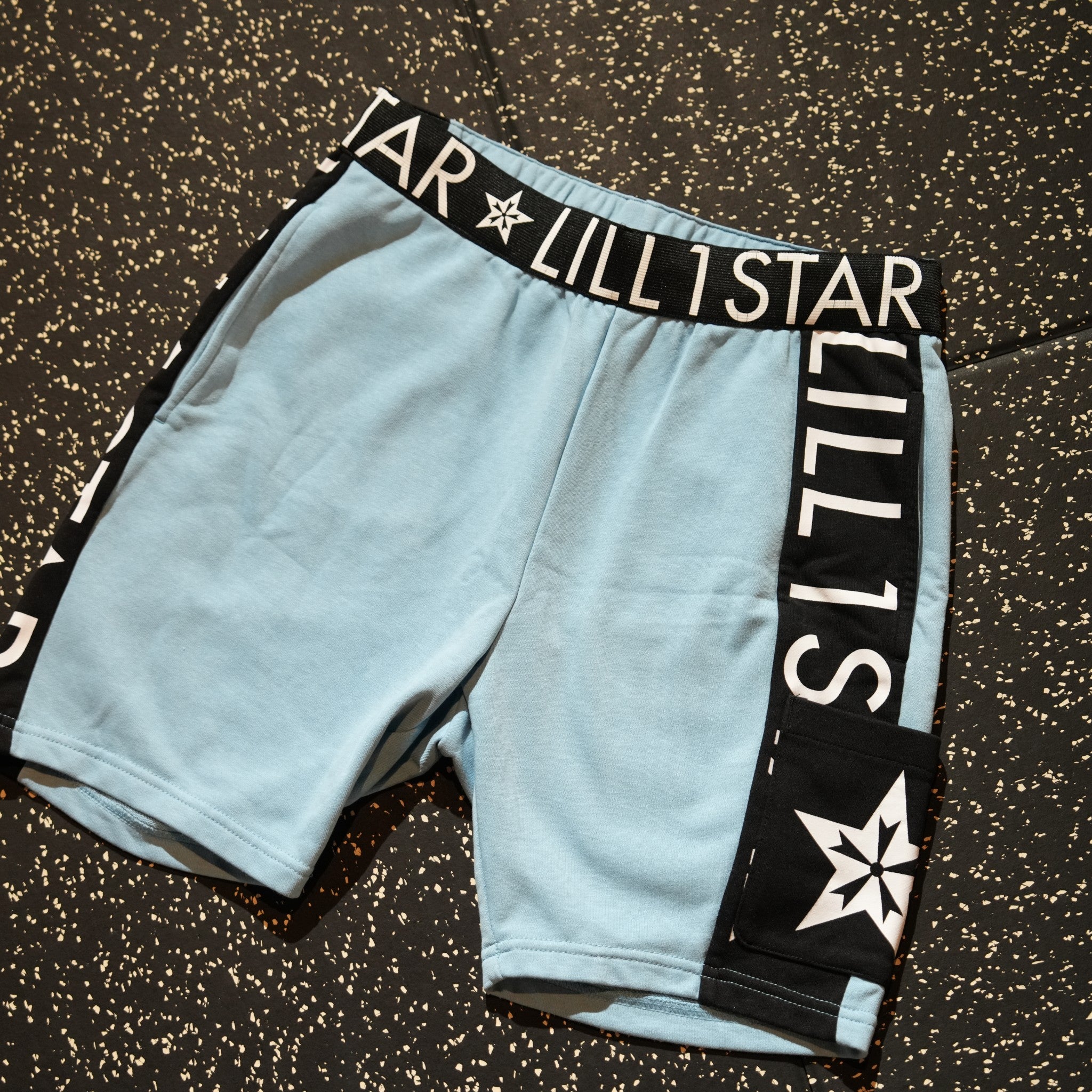 LINE LOGO HALF PANTS