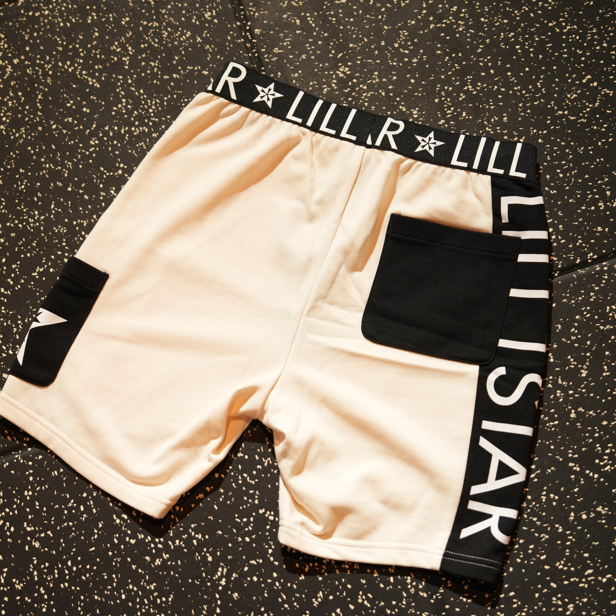 LINE LOGO HALF PANTS